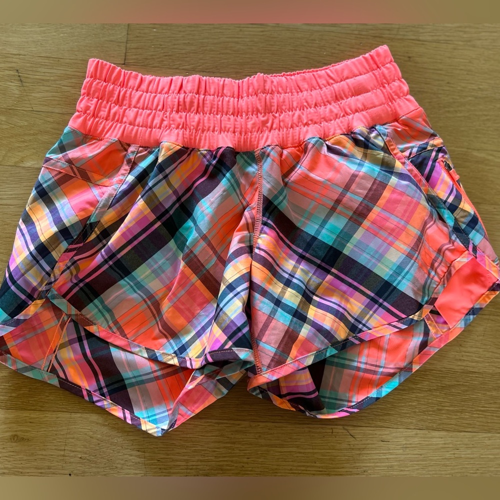 Lululemon Tracker Shorts II Sz 6 Rad Plaid Flare Coral Orange Neon 4”
